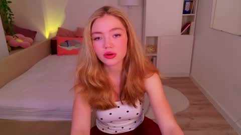 Snapshot of rita__shy chatting on 06-13-26, 03:32 Rita online show from 06-13-26, 03:32