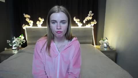 Snapshot of ritakiskis chatting on 04-21-26, 02:04 ritakiskis online show from 04-21-26, 02:04