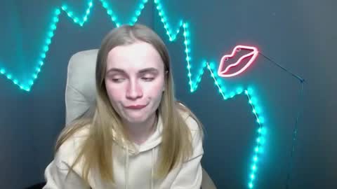 Snapshot of ritakiskis chatting on 04-27-26, 08:29 ritakiskis online show from 04-27-26, 08:29