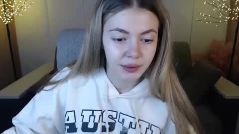 Snapshot of ritaneer chatting on 02-08-25, 09:03 ritaneer online show from 02-08-25, 09:03