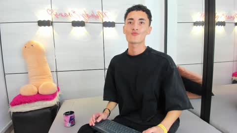 Ritchie Alameda online show from 09-21-25, 10:28