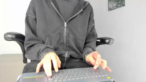 Ritchie Alameda online show from 10-18-25, 11:00