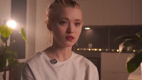 Akemi online show from 02-19-26, 04:25