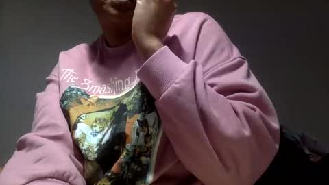 Snapshot of riversaint chatting on 12-23-24, 08:33 River Saint online show from 12-23-24, 08:33