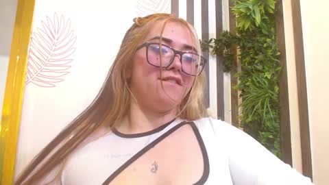 RIX VENOM online show from 12-20-24, 06:13