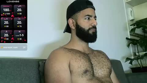 SebasRoa online show from 12-10-24, 06:38