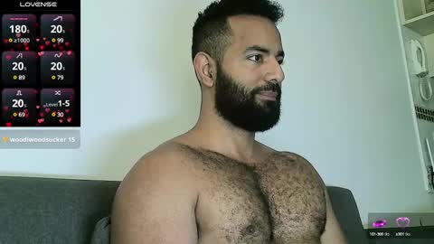 SebasRoa online show from 01-28-25, 03:57