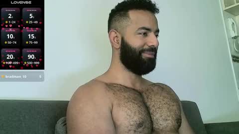 SebasRoa online show from 02-12-25, 02:21