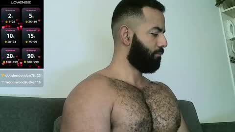 SebasRoa online show from 03-03-25, 02:37