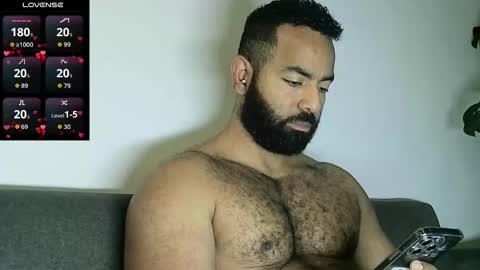 SebasRoa online show from 11-07-25, 04:29