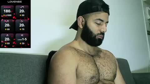 Snapshot of roa32sebas chatting on 07-14-26, 03:29 SebasRoa online show from 07-14-26, 03:29