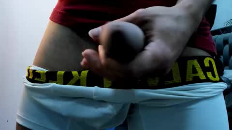 Roan Birkin online show from 12-19-25, 07:43