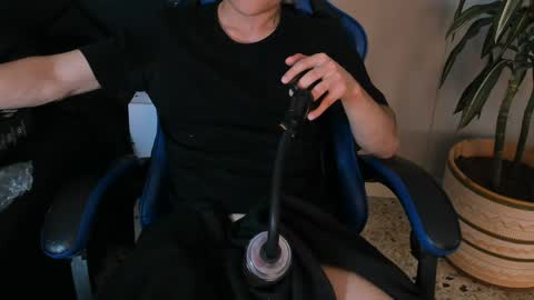 Roan Birkin online show from 04-15-26, 07:58