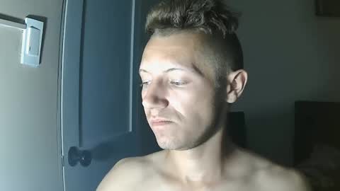 RoastingCorn online show from 10-10-25, 03:33