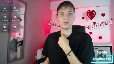 Snapshot of robbinblaze chatting on 02-18-26, 05:14 Robbin online show from 02-18-26, 05:14