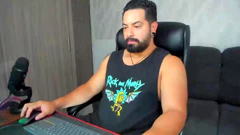 Snapshot of robby_k chatting on 01-09-25, 11:13 Robby online show from 01-09-25, 11:13