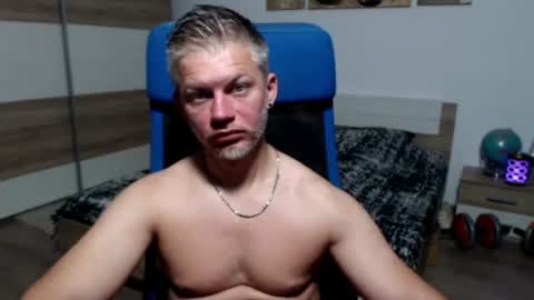 Snapshot of robbyshawz chatting on 07-02-26, 04:18 robbyshawz online show from 07-02-26, 04:18