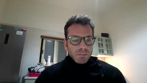 Snapshot of roberpierre_ho chatting on 02-11-26, 12:48 roberpierre_ho online show from 02-11-26, 12:48