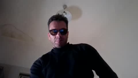 Snapshot of roberpierre_ho chatting on 02-18-26, 11:11 roberpierre_ho online show from 02-18-26, 11:11