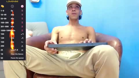 robert_kingg online show from 10-06-25, 07:22