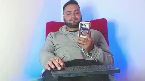 Stiven - online show from 06-05-26, 04:45
