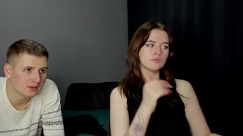 Snapshot of robert_lisa chatting on 12-11-24, 12:34 Lisa and Robert i am online all days 900 am GMT3 online show from 12-11-24, 12:34