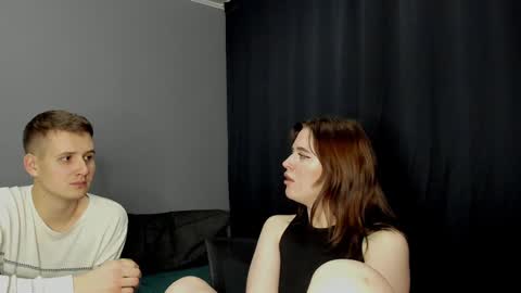 Snapshot of robert_lisa chatting on 12-11-24, 03:37 Lisa and Robert i am online all days 900 am GMT3 online show from 12-11-24, 03:37