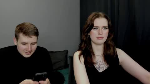 Snapshot of robert_lisa chatting on 12-30-24, 02:08 Lisa and Robert i am online all days 900 am GMT3 online show from 12-30-24, 02:08
