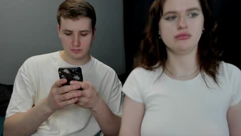 Snapshot of robert_lisa chatting on 01-27-25, 12:16 Lisa and Robert i am online all days 900 am GMT3 online show from 01-27-25, 12:16