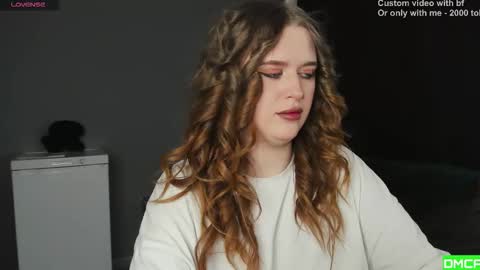 Snapshot of robert_lisa chatting on 02-14-26, 08:00 Lisa and Robert i am online all days 900 am GMT3 online show from 02-14-26, 08:00