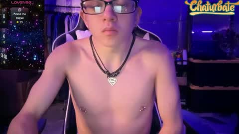 Robert Cici Jr. online show from 10-30-25, 03:57