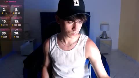 Snapshot of roberthalv chatting on 03-02-26, 01:40 ROBERTH online show from 03-02-26, 01:40