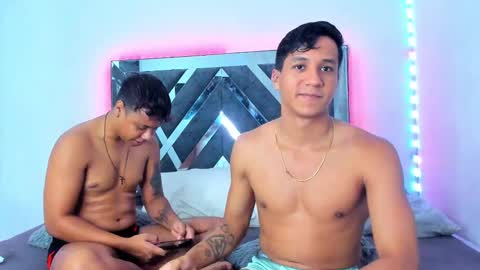 Robert Miller And Mael Thompson  online show from 02-12-25, 04:44