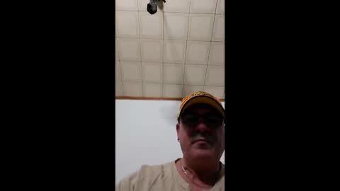 roberto1972 online show from 12-14-25, 06:12
