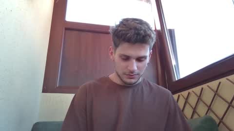 Snapshot of roberto_twink1 chatting on 01-27-25, 01:41 Roberto online show from 01-27-25, 01:41