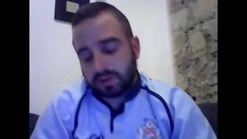 Snapshot of robertoredo chatting on 01-04-25, 10:45 Roberto online show from 01-04-25, 10:45