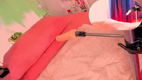 Roberts kloe online show from 10-04-25, 06:17