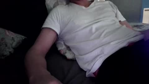 Snapshot of robin_hoody_1990 chatting on 01-24-25, 01:47 robin_hoody_1990 online show from 01-24-25, 01:47