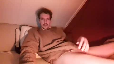 Snapshot of robin_sonx chatting on 12-15-24, 03:53 Robin online show from 12-15-24, 03:53