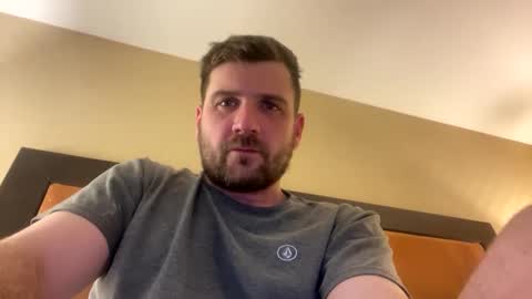 robinsonpainting1 online show from 03-09-25, 04:55