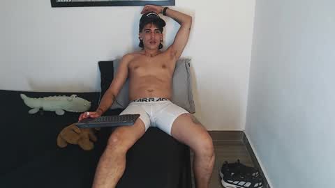 Robisson Zack online show from 03-25-26, 04:29