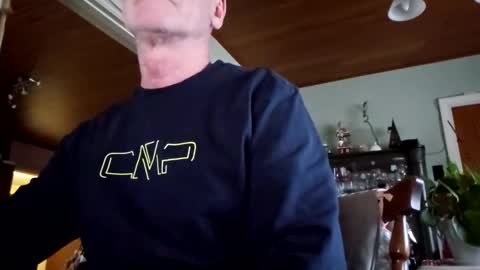 robke1966 online show from 01-20-25, 01:11