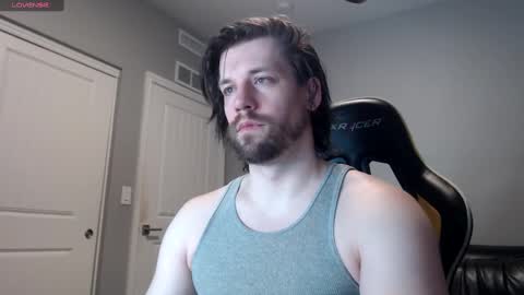 Snapshot of robknocks chatting on 12-03-24, 02:14 Rob Knocks online show from 12-03-24, 02:14