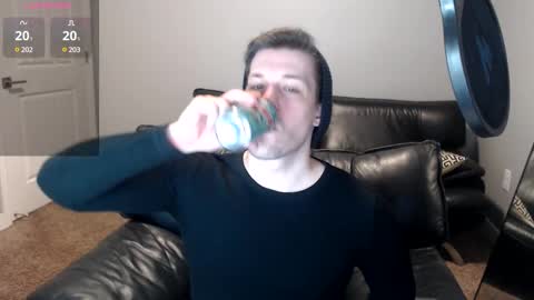 Snapshot of robknocks chatting on 12-18-24, 05:37 Rob Knocks online show from 12-18-24, 05:37