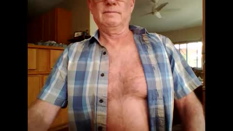 Snapshot of robo0000 chatting on 09-09-25, 04:28 robo0000 online show from 09-09-25, 04:28