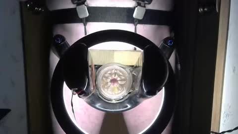 Robodickmilker online show from 03-06-25, 06:19