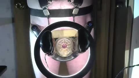 Robodickmilker online show from 11-09-25, 04:55