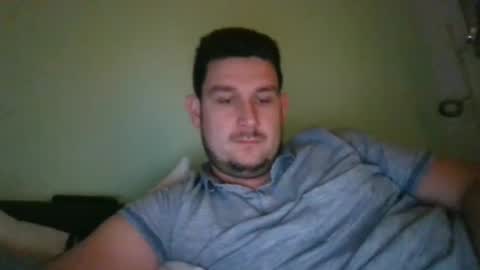 Snapshot of robtheman94 chatting on 12-18-24, 08:57 Robin online show from 12-18-24, 08:57