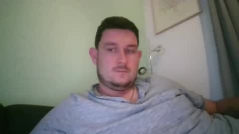 Snapshot of robtheman94 chatting on 09-15-25, 09:48 Robin online show from 09-15-25, 09:48