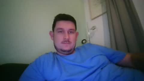 Snapshot of robtheman94 chatting on 09-21-25, 08:43 Robin online show from 09-21-25, 08:43